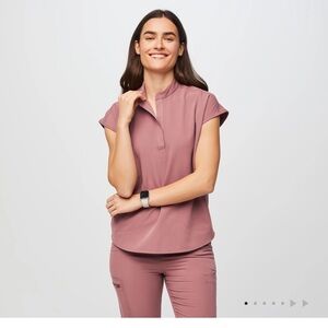 Figs Scrub set in Mauve